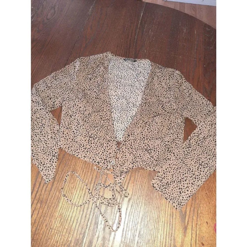 Size 6 SheIn Long Sleeve Tie Waist Open Over Shirt Briwn Black Animal Print